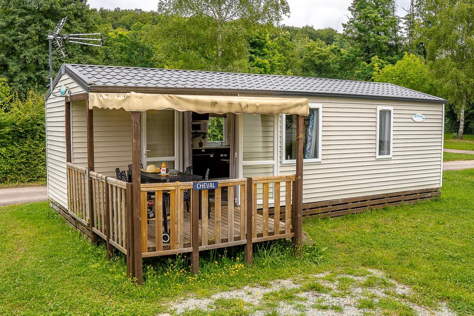 Camping Les Ballastieres - Vosges Du Sud Champagney Exterior photo